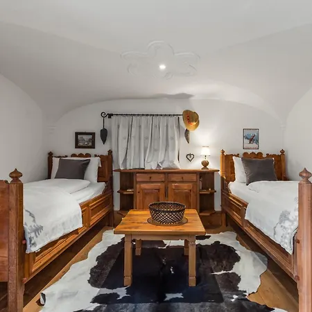 Chesa Collina With Sauna Chalet