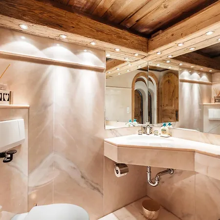 Chalet Chesa Collina With Sauna La Punt-Chamues-ch